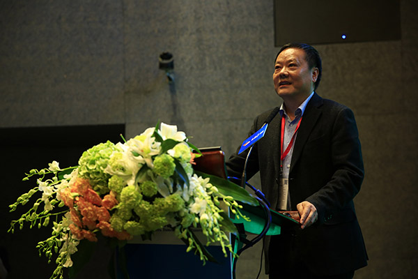主讲人：叶翠微（中国教育学会高中教育委员会副理事长，杭州二中校长）