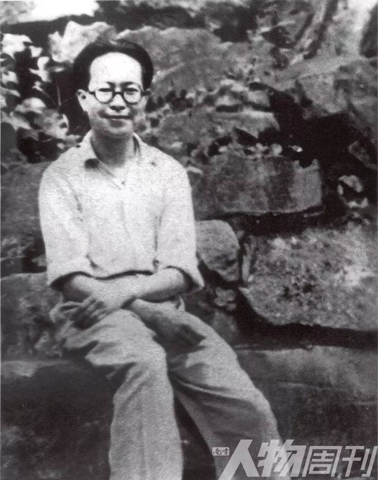 1948年在颐和园霁清轩度暑假期间，沈从文计划好好地再“写个一二十本”文学作品